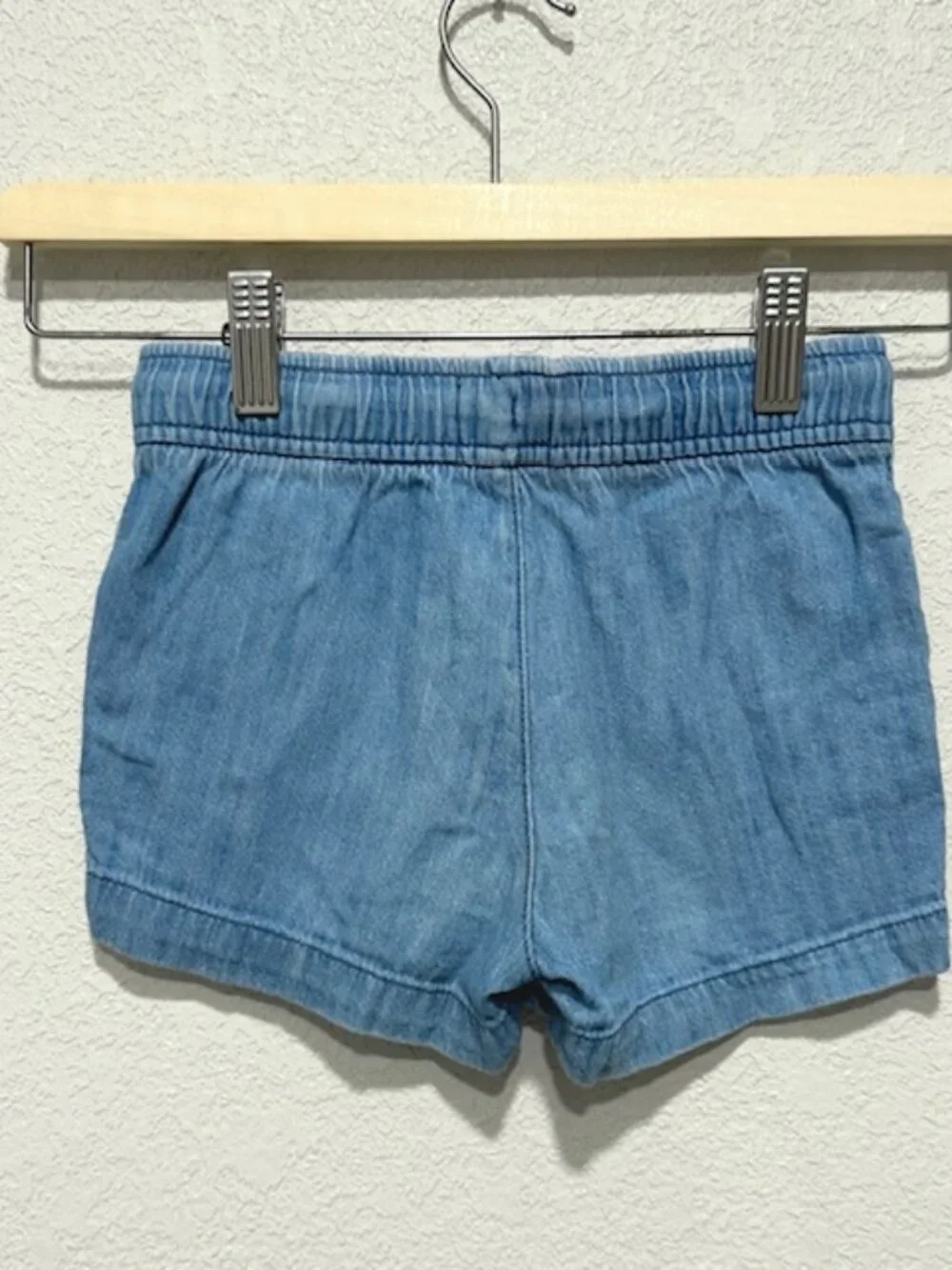 Old Navy Girls Chambray Shorts Pockets Elastic Waist Light Blue Size XS (5)
